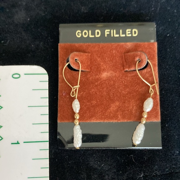 Delicate Simple Freshwater Pearl Bracelet/Earring Set - Picture 4 of 4